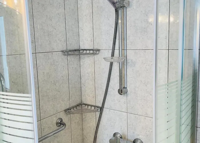 Monte Golf * بلايا ديل إنغلز